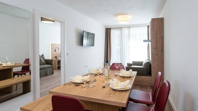 ADLER Resort Hinterglemm, bazén s okouzlujícími výhledy