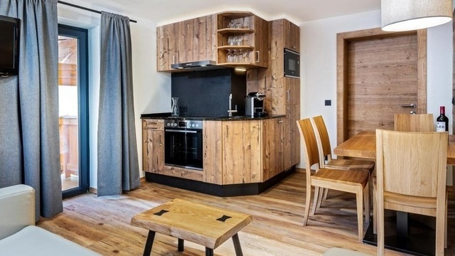 ADLER Resort Hinterglemm, bazén s okouzlujícími výhledy