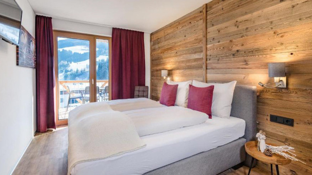 Krásný apartmán se 2 ložnicemi, luxusní saunou a balkónem