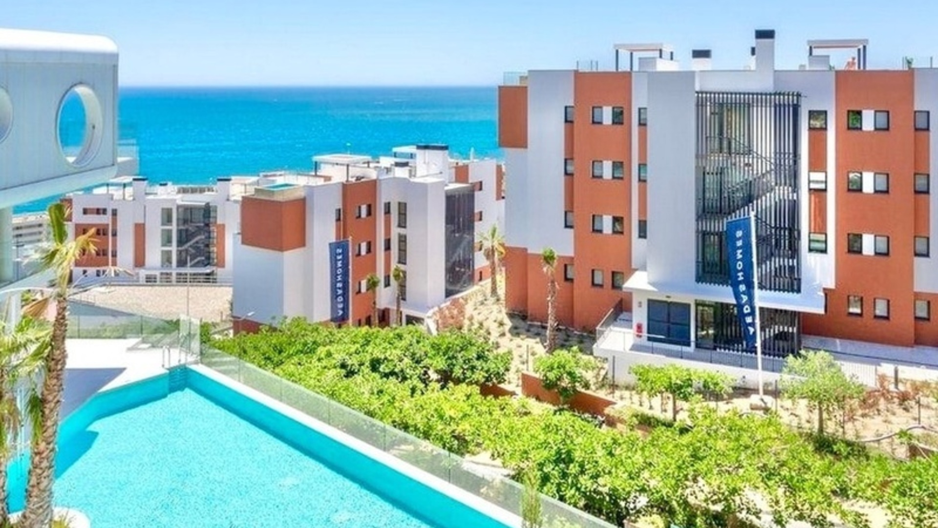 Med ONE slunné luxusní apartmány s výhledem na moře