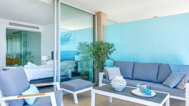 Med ONE slunné luxusní apartmány s výhledem na moře