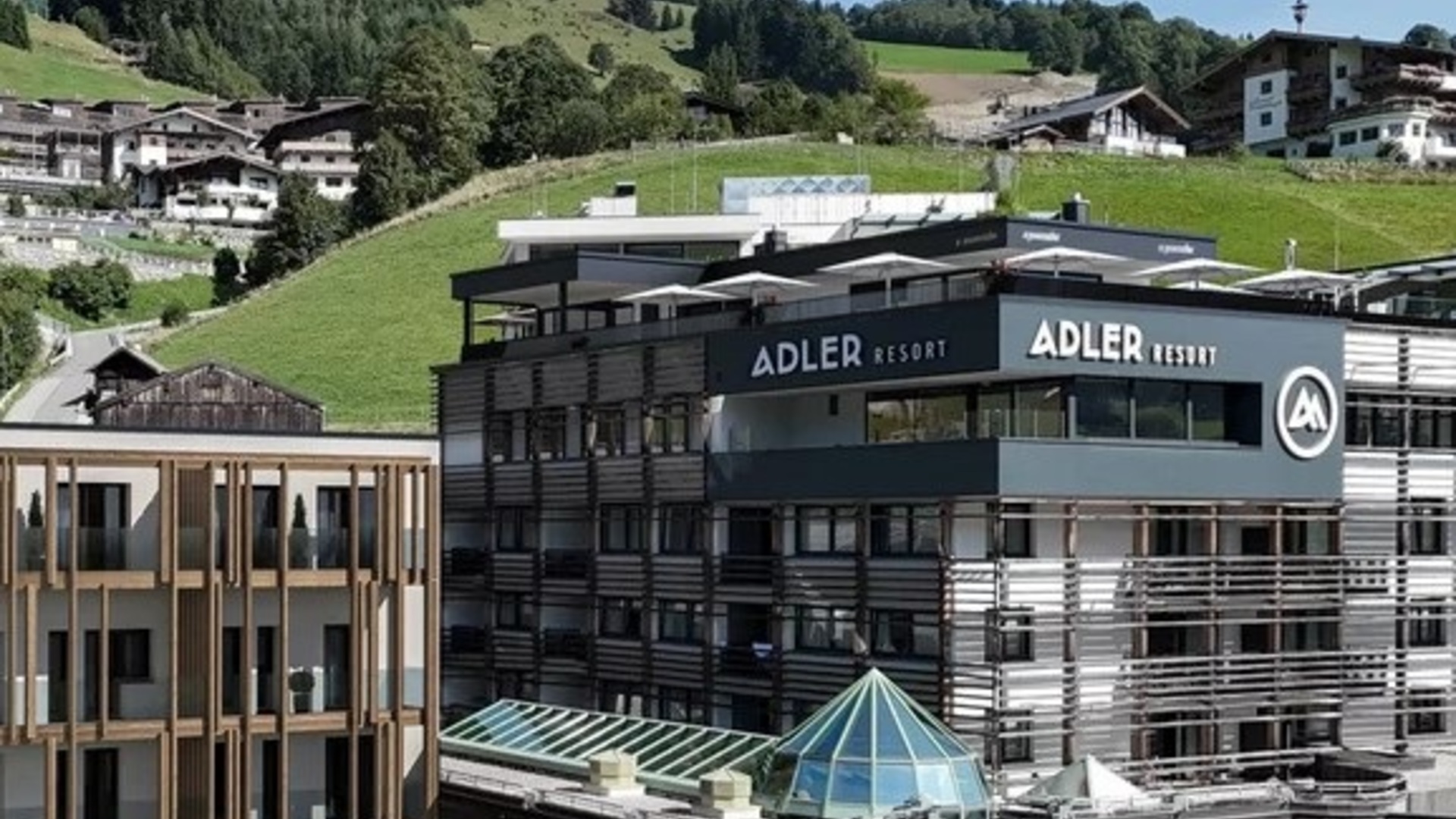 ADLER Resort Hinterglemm, bazén s okouzlujícími výhledy