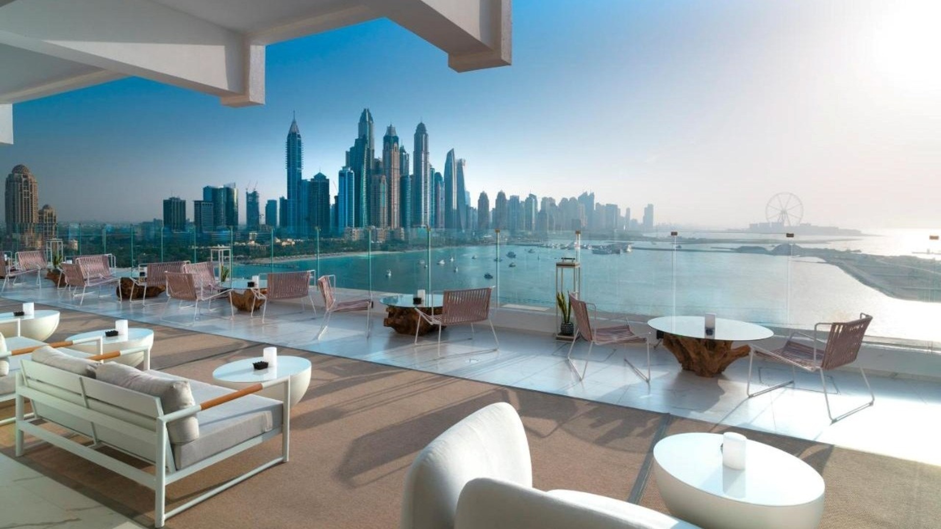 Apartmán v první linii pláže s výhledem na panorama